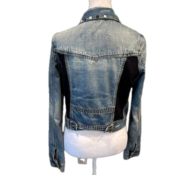 Ezra Fitch button cropped medium wash L distressed  jacket with panel inserts - Picture 3 of 17